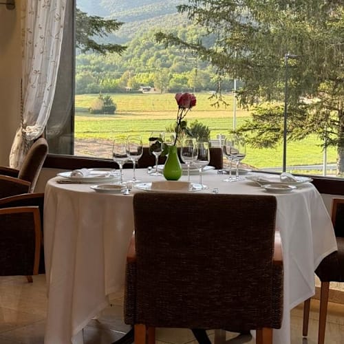 Tapies - Hotel Castell Ciutat, La Seu d'Urgell