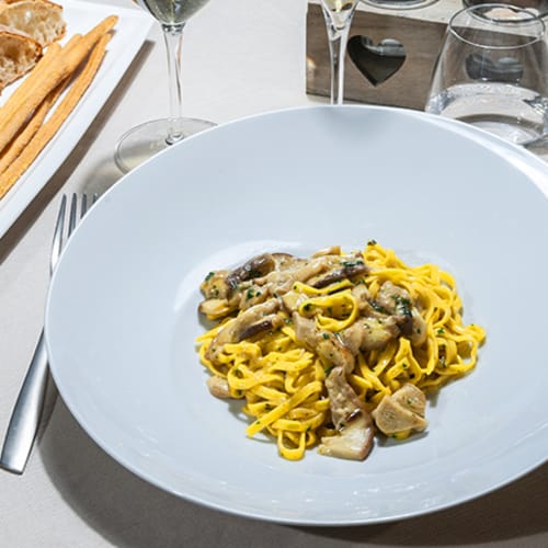Caveau 17, Genova