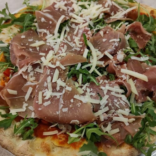 Pizzeria Miky, Brindisi