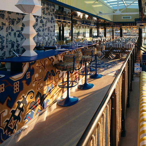 Riviera Fuga, Paris