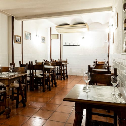 Don Isidro Taberna Peruana, Barcelona