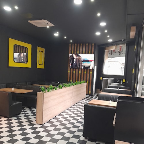 Chicken Club, Compiègne