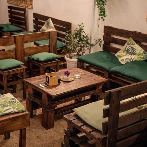 Oneiro Gardenbar, Napoli