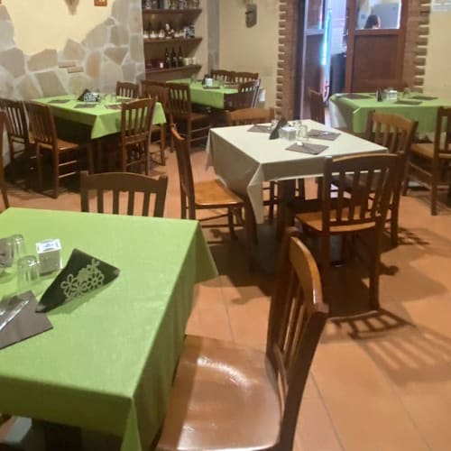 A cantinella d'o cunvento, Portici