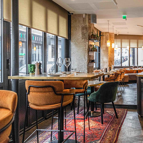 Mojo, Paris
