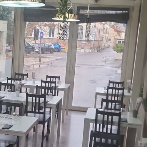 La Vecchia Napoli, Russi