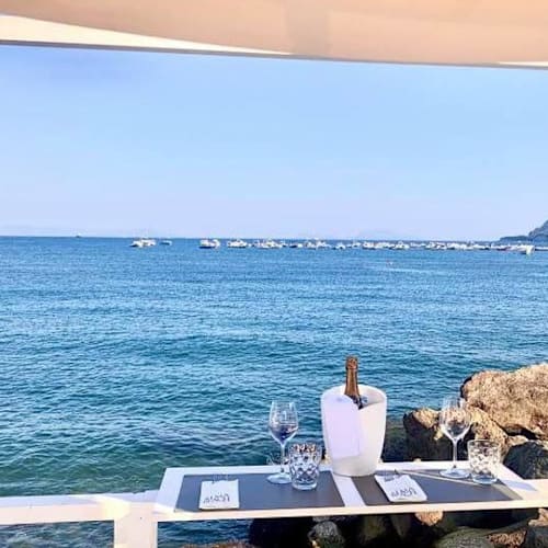 Alma Beach, Pozzuoli