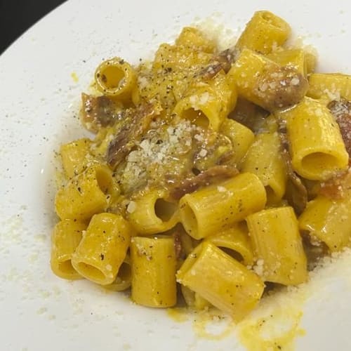 Flaro, Sutri