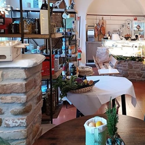 Jutt' bottega aperitivo, Grottammare
