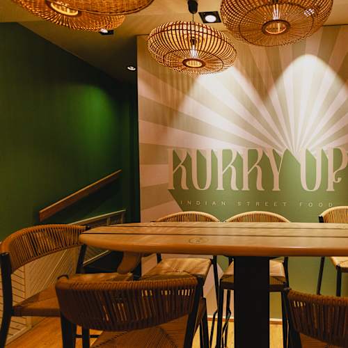 Kurry Up Wahsington, Paris