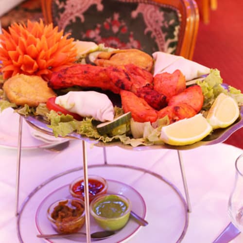 Etoile du Kashmir, Paris