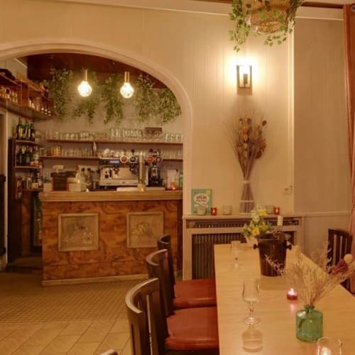 Chez les frangines, Paris