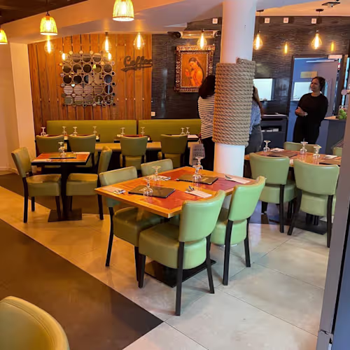 Adhiloka Indian Restaurant, Paris