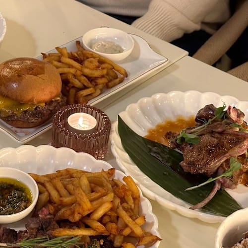 Mya - Restaurant, Paris