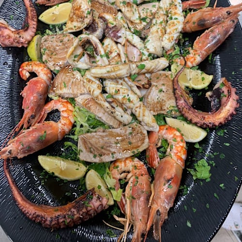 Le Grotte Di DeSo, Zungri