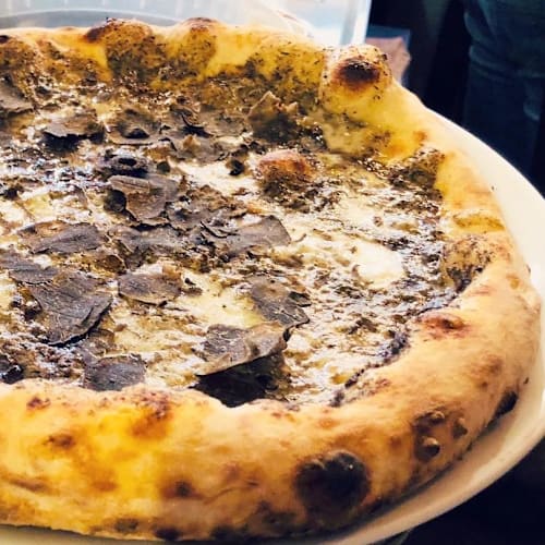 Enza & Famiglia Trattoria Pizzeria Caffê, Paris