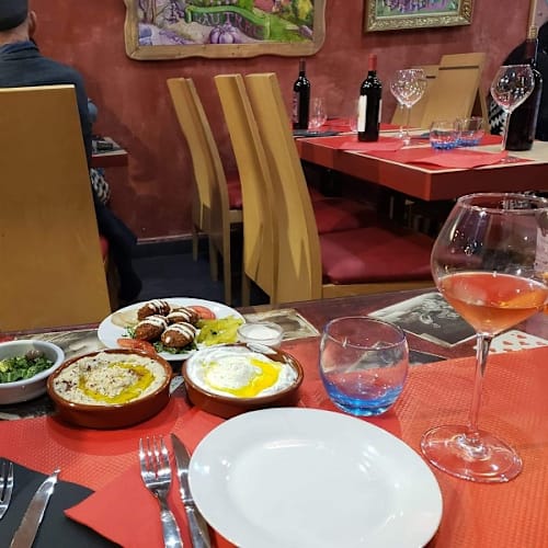 La Travesía, Paris