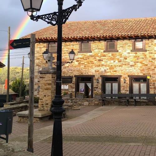 Posada de Serrada, Serrada de la Fuente