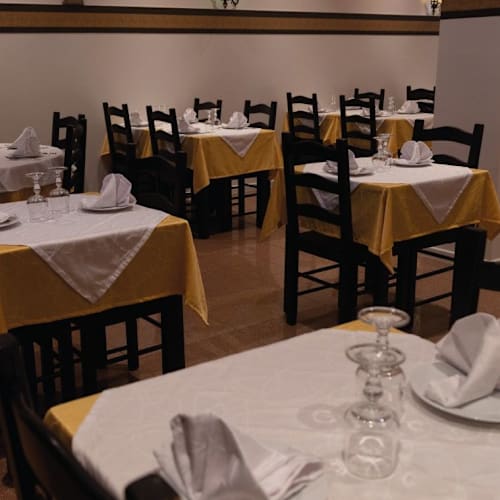 Delhi Darbar - Aboboda, São Domingos de Rana