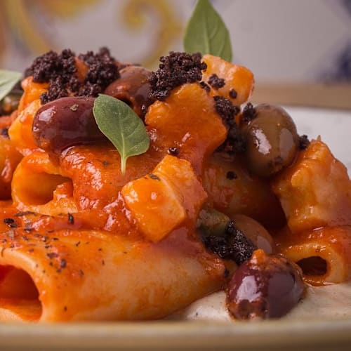 Gusto Marigliano - via Medina, Napoli