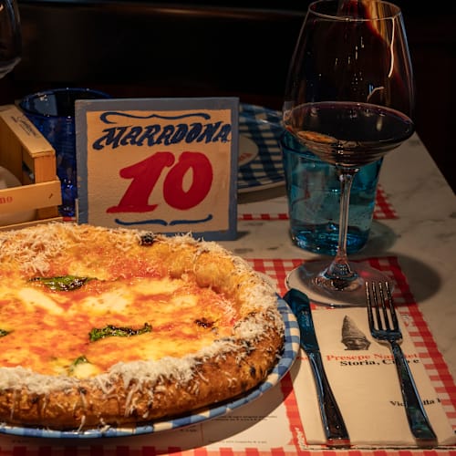 Pizzeria Ostaria Presepe Napoletano by Sorbillo, Napoli