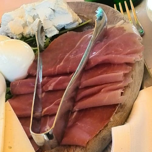 L'Antico Scantinato, Schiazzano