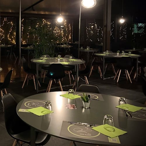 The Wild Rabbit, Bustighera