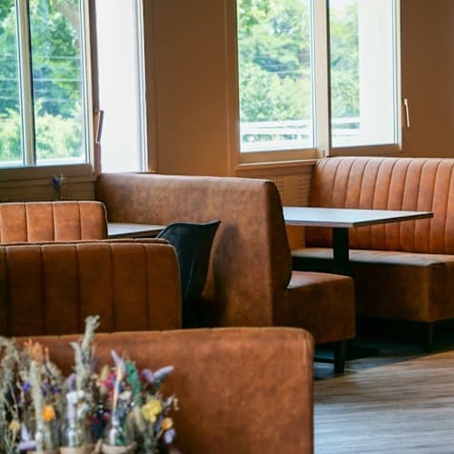 Le Trèfle Rouge : restaurant - jeux de société, Lattes