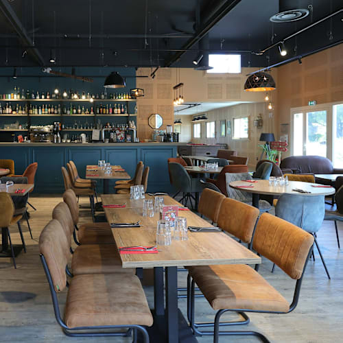 Le Trèfle Rouge : restaurant - jeux de société, Lattes