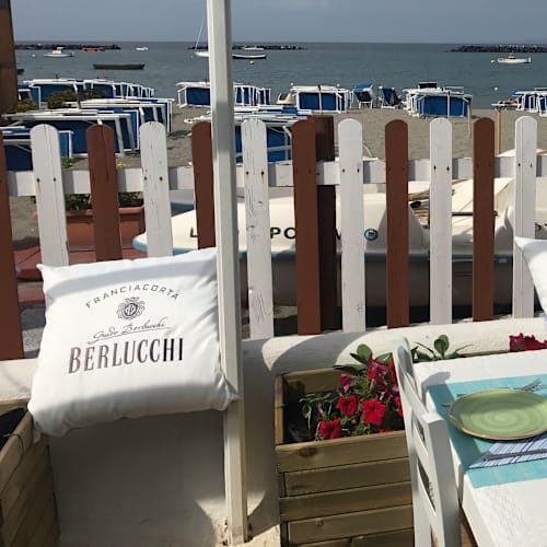 Pazziella Beach Bar & Restaurant, Ischia