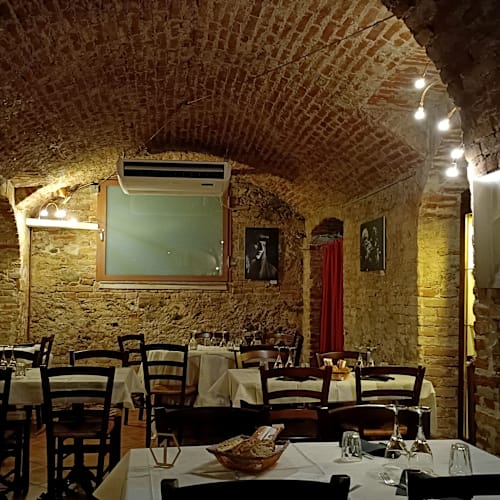 Accasa - Dinner & Live Music, Torino