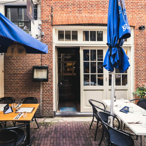 Onze Zaak, Amsterdam