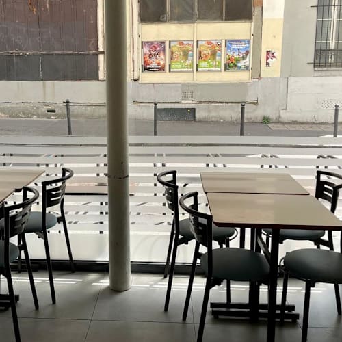 La Petite Heure, Paris