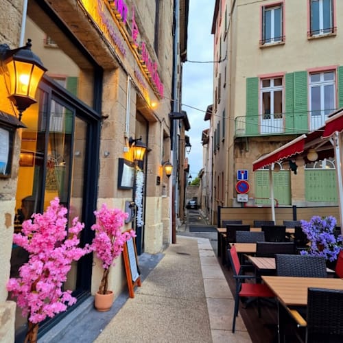 Le Shalimar, Valence