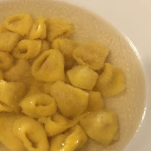 Trentatrè - cucina e caffè, Castello di Serravalle