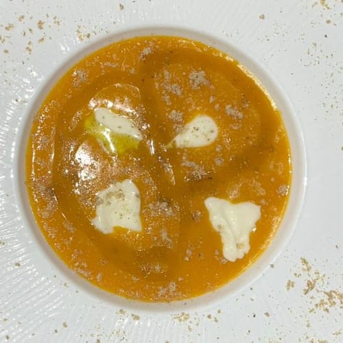 Trentatrè - cucina e caffè, Castello di Serravalle