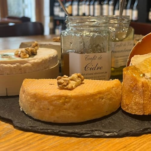 Les Domaines Qui Montent - Ballu, Paris