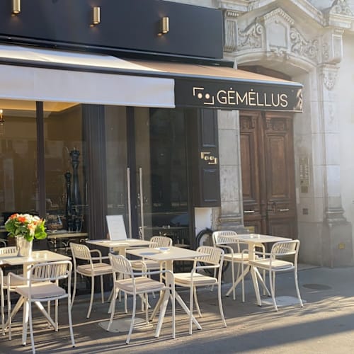 Gemellus, Paris