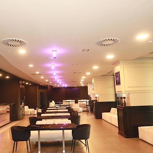 Money Club Milano, Milano