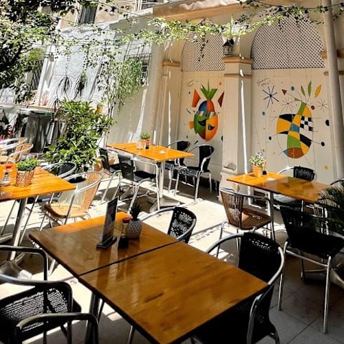 Señor Piña Terraza Gótico, Barcelona