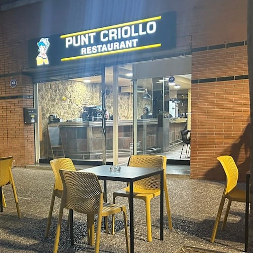 Punt Criollo, Girona