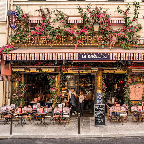 La Diva-des-Prés, Paris