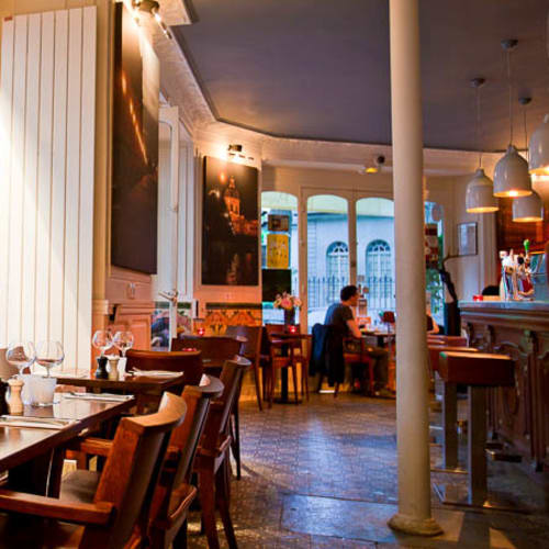 Le Papillon, Paris