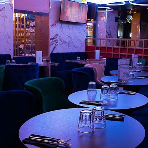 Dogstar, Paris