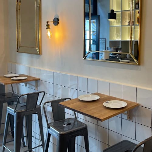 Sansé, Paris