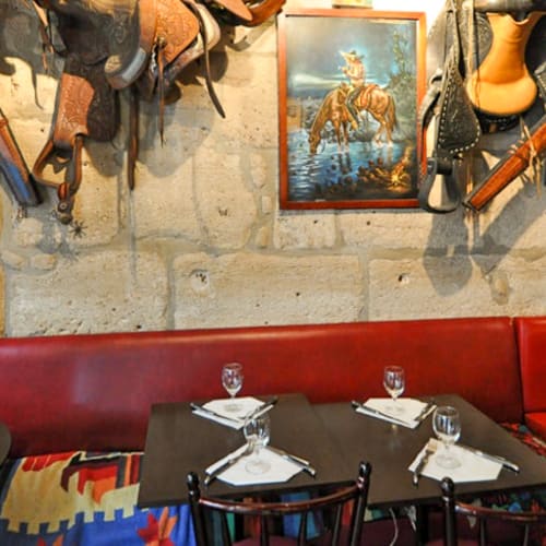 Azteca, Paris