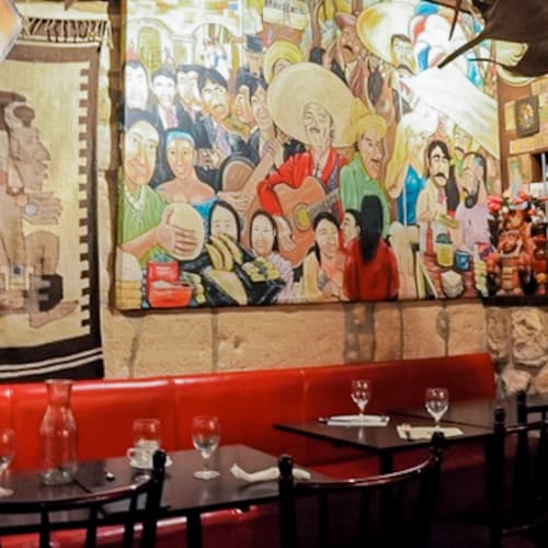 Azteca, Paris