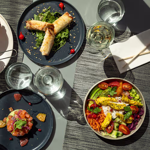 Kitchen & Bar At Courtyard, Saint-Denis