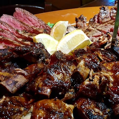 Paraponzi Steak House Pizzeria e  Birreria, Favaco