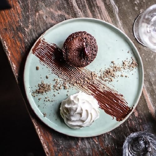 Chez Minnà, Paris